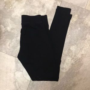 Black leggings